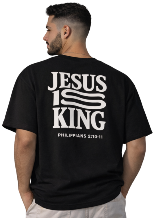CAMISA OVERSIZED JESUS IS KING - PRETO