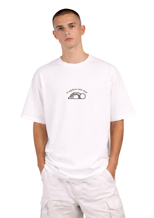 CAMISA OVERSIZED JESUS VIVE - BRANCA