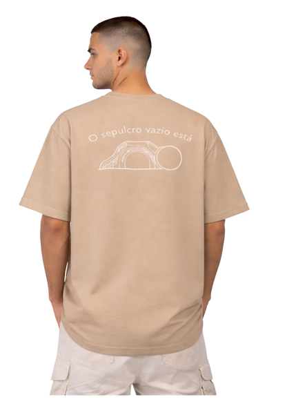 CAMISA OVERSIZED JESUS VIVE - MARROM